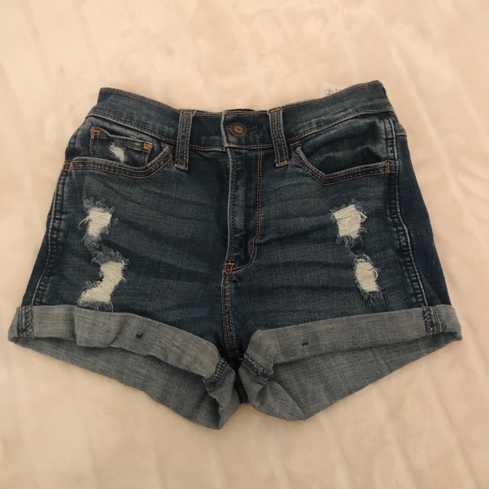 Hollister High Rise Jean Shorts - Picture 1 of 3